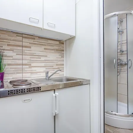 Διαμέρισμα Mirela *